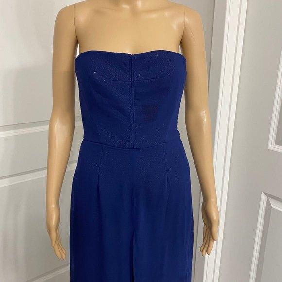 HALSTON Georgette Overlay Sequin Strapless Jumpsuit. Navy. Size 4. Resortwear. - Picture 4 of 16